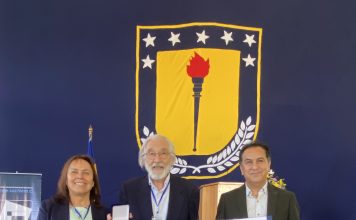 Expresidente de CIAEM, Fidel Oteiza Morra recibe en Chile, el Primer Premio Nacional de Educación Matemática 2024 Premio Nacional de Educacion Matematica 2024 Chile